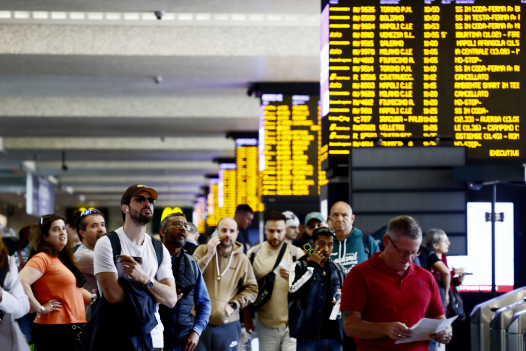 sciopero treni oggi 23 maggio rischio disagi su tutta la rete
