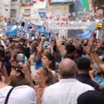 Napoli, al murale di Maradona è già delirio dei tifosi
