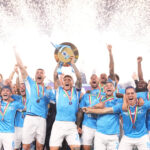 Scudetto Napoli, la città in festa dopo il nuovo ‘miracolo’ di Conte: per l’Inter vittoria inutile