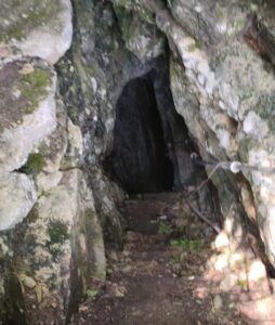 La grotta Remeron in provincia di Varese dove il 24 maggio è morto uno speleologo dopo essere scivolato