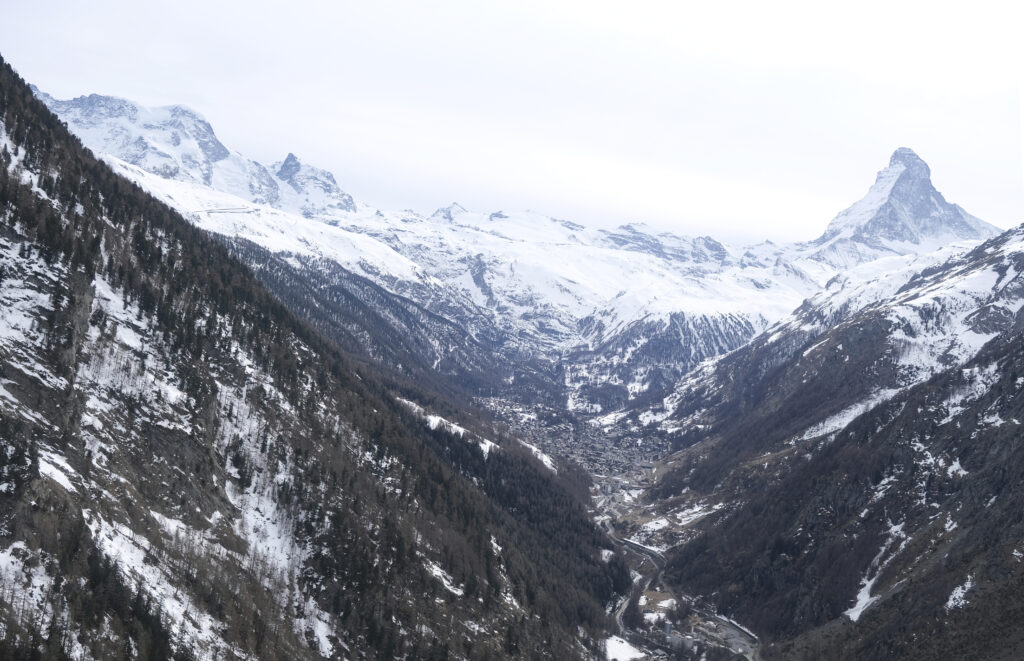 svizzera trovati i corpi di 5 sciatori sulle alpi da Lapresse.it svizzera trovati i corpi di 5 sciatori sulle alpi