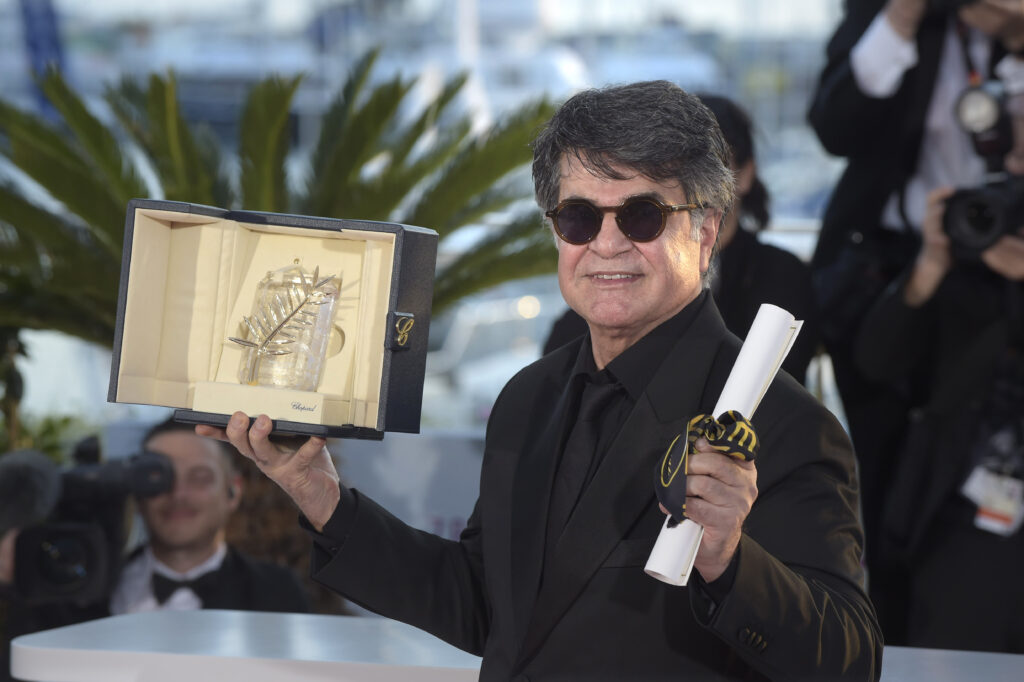 Cannes 2025, Palma d’Oro a Panahi per ‘Un simple accident’ Cannes 2025, Palma d’Oro a Panahi per ‘Un simple accident’
