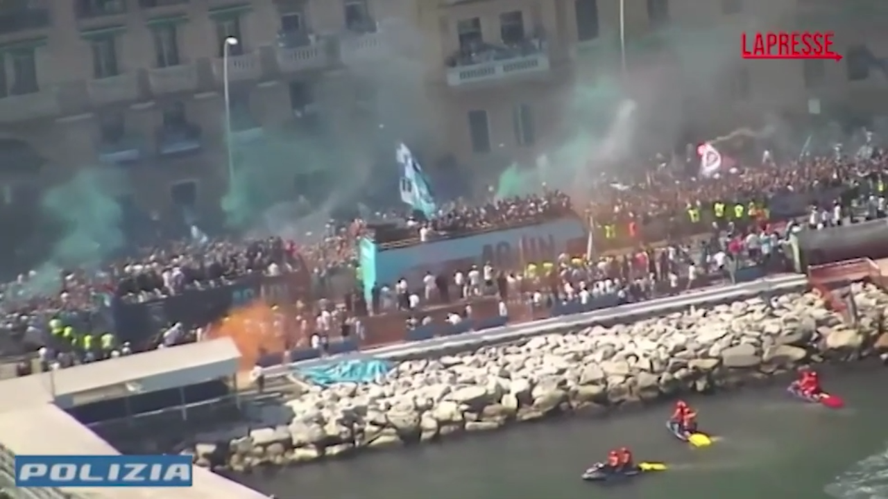 scudetto napoli la festa sul lungomare ripresa dall elicottero