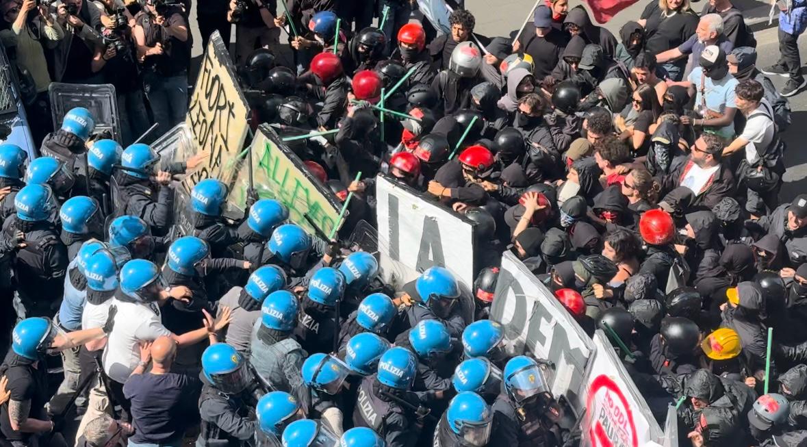 manifestazione contro dl sicurezza scontri a roma