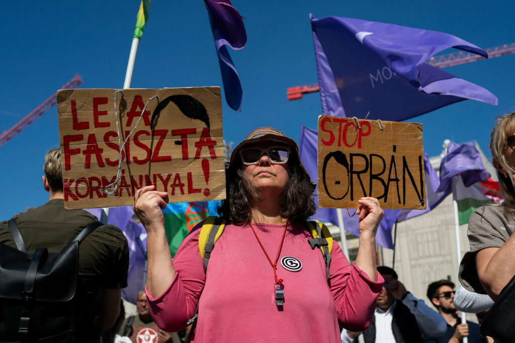 ue 20 paesi contro discriminazioni per lgbtq in ungheria ma l italia non firma da Lapresse.it ue 20 paesi contro discriminazioni per lgbtq in ungheria ma l italia non firma