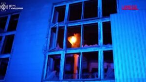 Ucraina, raid russi su Sumy: colpite industrie e abitazioni