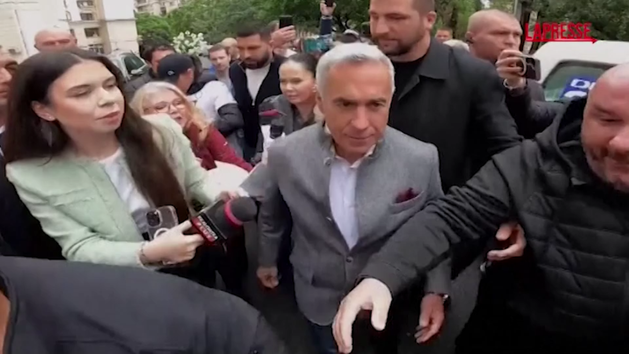 Romania, Georgescu in procura a Bucarest