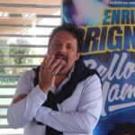 Brignano a teatro con ‘Bello di mamma’: “Lo dedico alla sua scomparsa”