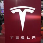 Immatricolazioni auto aprile, Tesla dimezza le vendite in Europa. Stellantis -0,5%