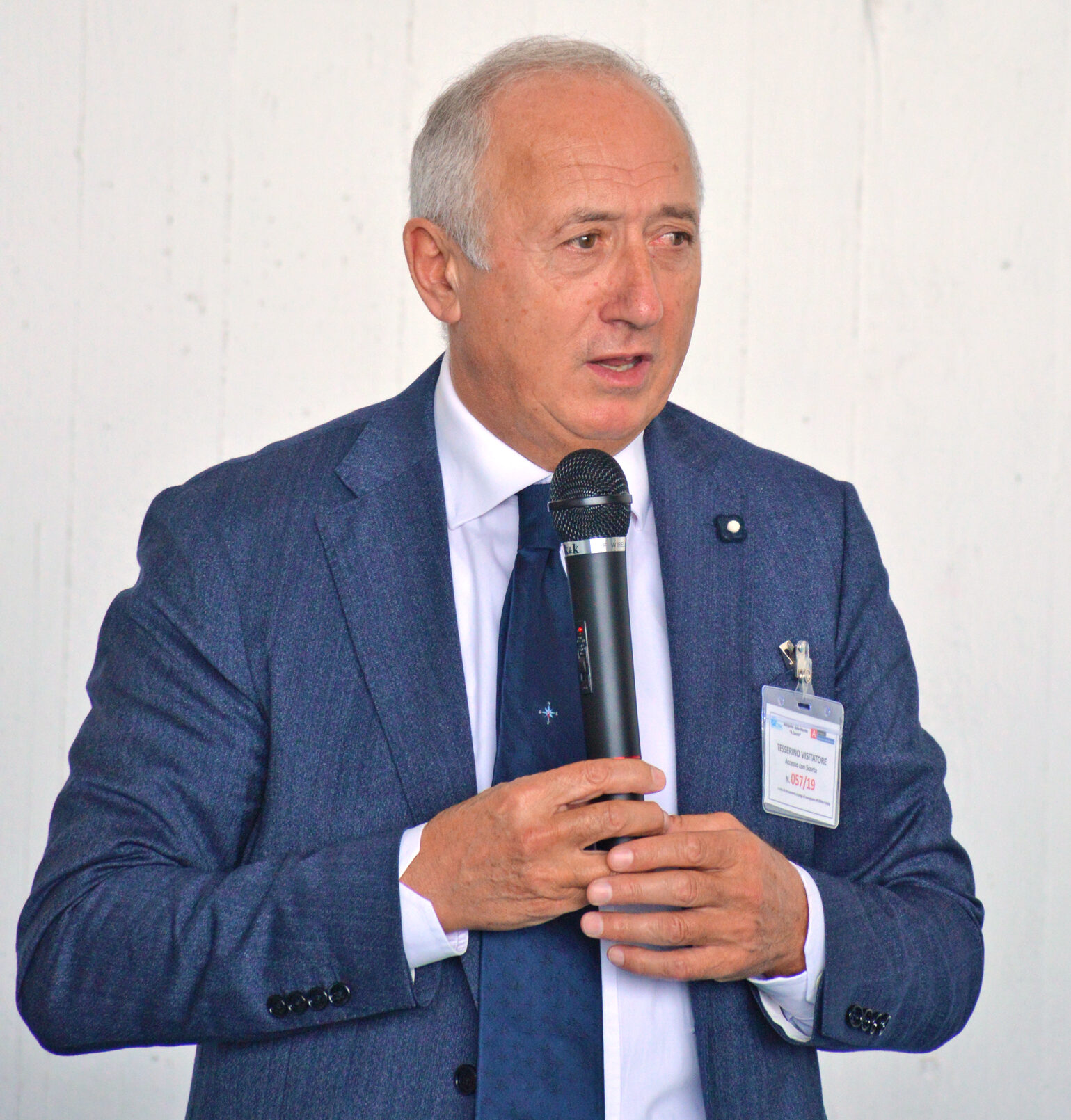marche saltamartini conferma l impegno della regione contro il disagio giovanile da Lapresse.it marche saltamartini conferma l impegno della regione contro il disagio giovanile