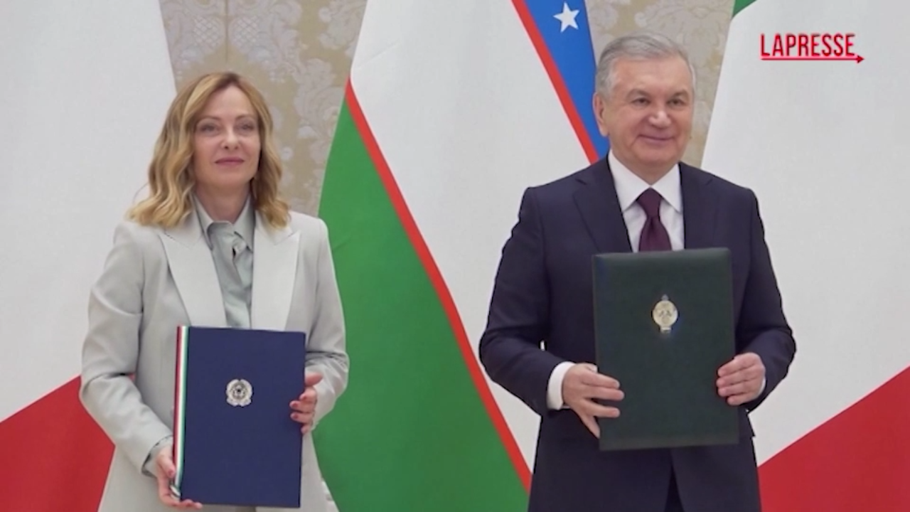 Meloni in Uzbekistan, bilaterale a Samarcanda con Mirziyoyev