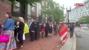 Proteste ad Harvard, avviata revoca visti: studenti stranieri hanno paura di partecipare a cerimonie laurea