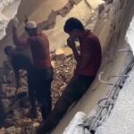 Gaza, nella notte missili d’Israele su Jabaliya: le immagini delle macerie