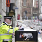 Auto sulla folla a Liverpool, chi è l’investitore Paul Doyle