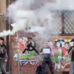 Dl Sicurezza, studenti romani del liceo Virgilio incatenati per protesta: “Criminalizza il dissenso”