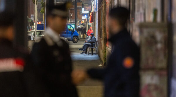 Roma, violentata e sequestrata in un bar: arrestato il titolare