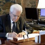 Mattarella nomina 25 cavalieri del lavoro: ci sono anche Bertelli e Descalzi