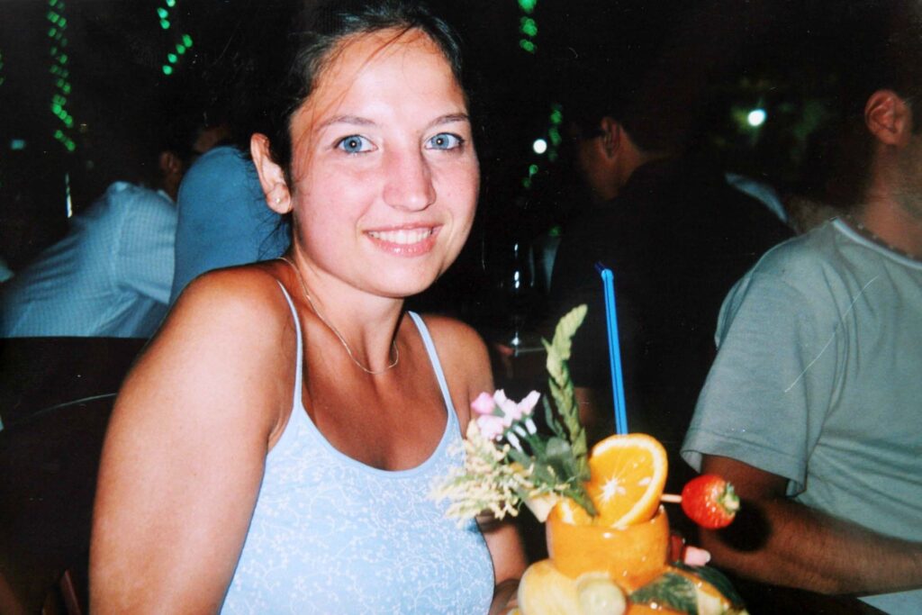 delitto garlasco quando è stata uccisa chiara poggi indagini su otto possibili orari da Lapresse.it delitto garlasco quando è stata uccisa chiara poggi indagini su otto possibili orari