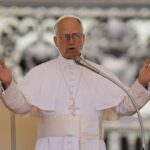 Papa Leone XIV: “Chiesa ferita in umanità ferita, essere credibili per ricostruire”