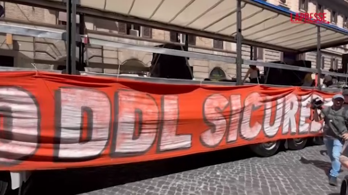 Decreto Sicurezza, a Roma corteo di protesta contro il provvedimento