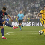 Il secondo gol di Desire Doue nella finale di Champions League tra Psg e Inter, vinta dai francesi per 5-0