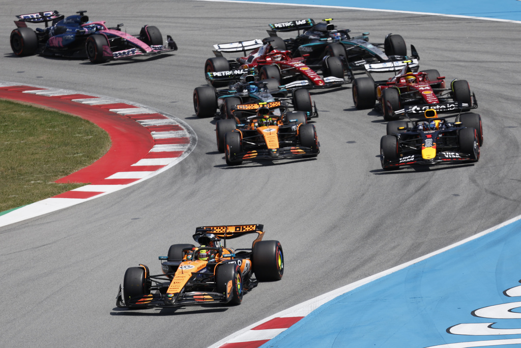 F1, Gp Spagna 2025: doppietta McLaren. Vince Piastri davanti a Norris, terzo Leclerc F1, Gp Spagna 2025: doppietta McLaren. Vince Piastri davanti a Norris, terzo Leclerc