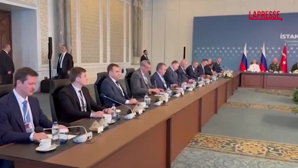 Ucraina, a Istanbul le delegazioni di Mosca e Kiev a colloquio