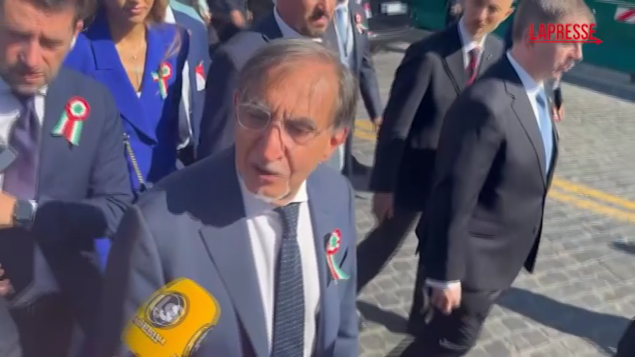 2 giugno, La Russa: “Antidoto all’odio social, unisce italiani senza distinzioni”