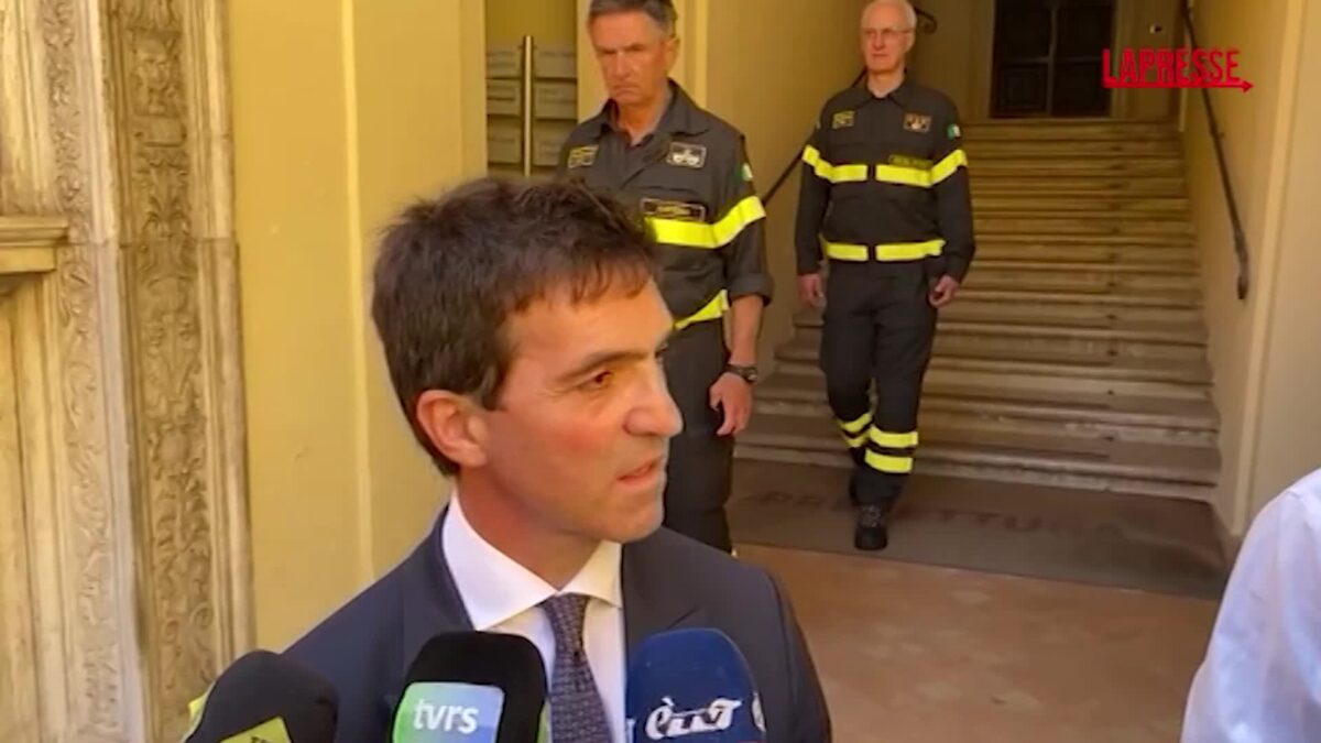 Referendum 8-9 giugno, Acquaroli: “Non ritirerò la scheda”