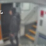 Baby gang su treno Torino-Bardonecchia: l’aggressione ripresa dalle telecamere di videosorveglianza