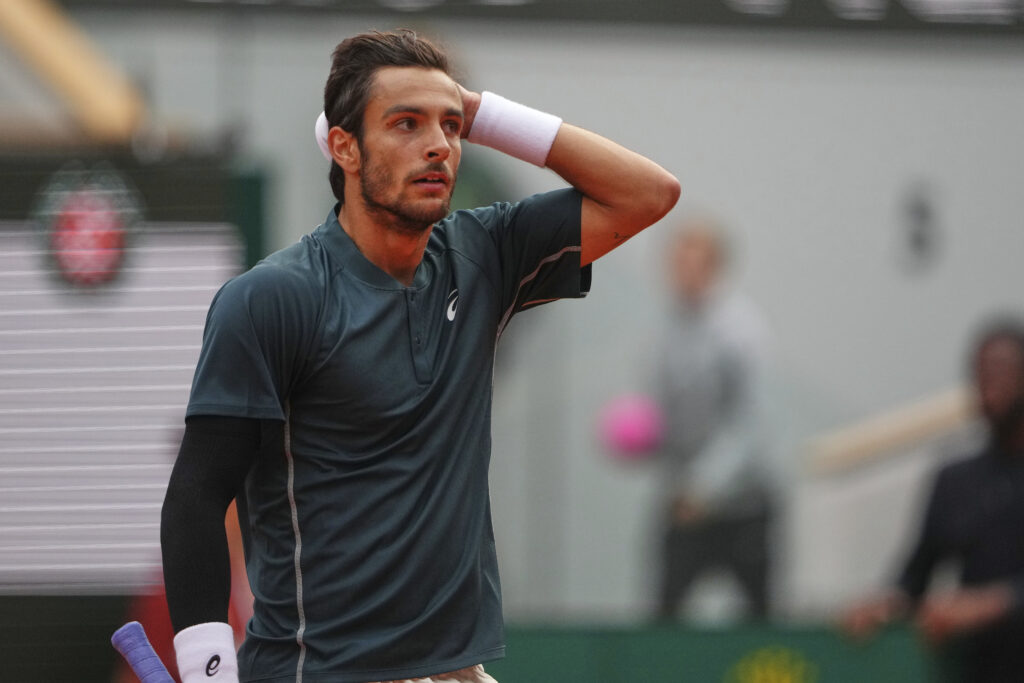 musetti tiafoe al roland garros 2025 i precedenti e la polemica del ‘too small 