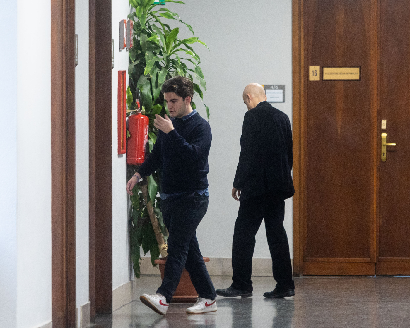 Leonardo La Russa, chiesto processo per il figlio del presidente del Senato: accusa di revenge porn Leonardo La Russa, chiesto processo per il figlio del presidente del Senato: accusa di revenge porn