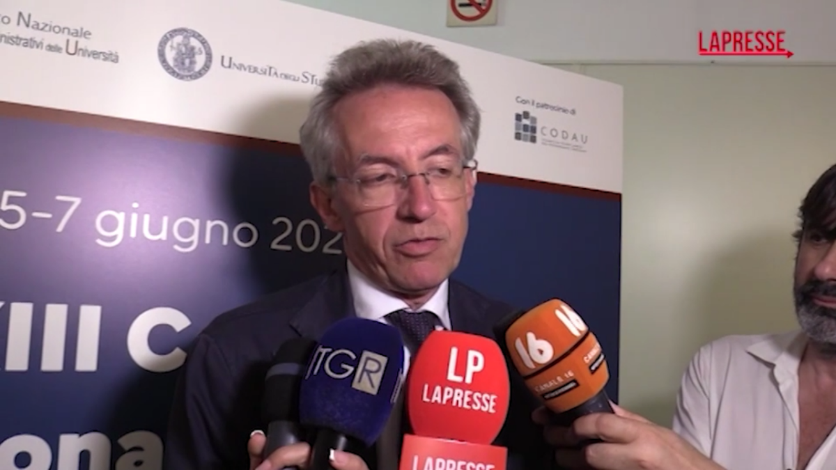 Napoli, Manfredi al Convegno nazionale dei Responsabili delle Aree e degli Uffici degli Atenei