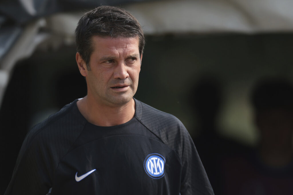 Inter su Chivu, potrebbe essere lui il nuovo allenatore Inter su Chivu, potrebbe essere lui il nuovo allenatore