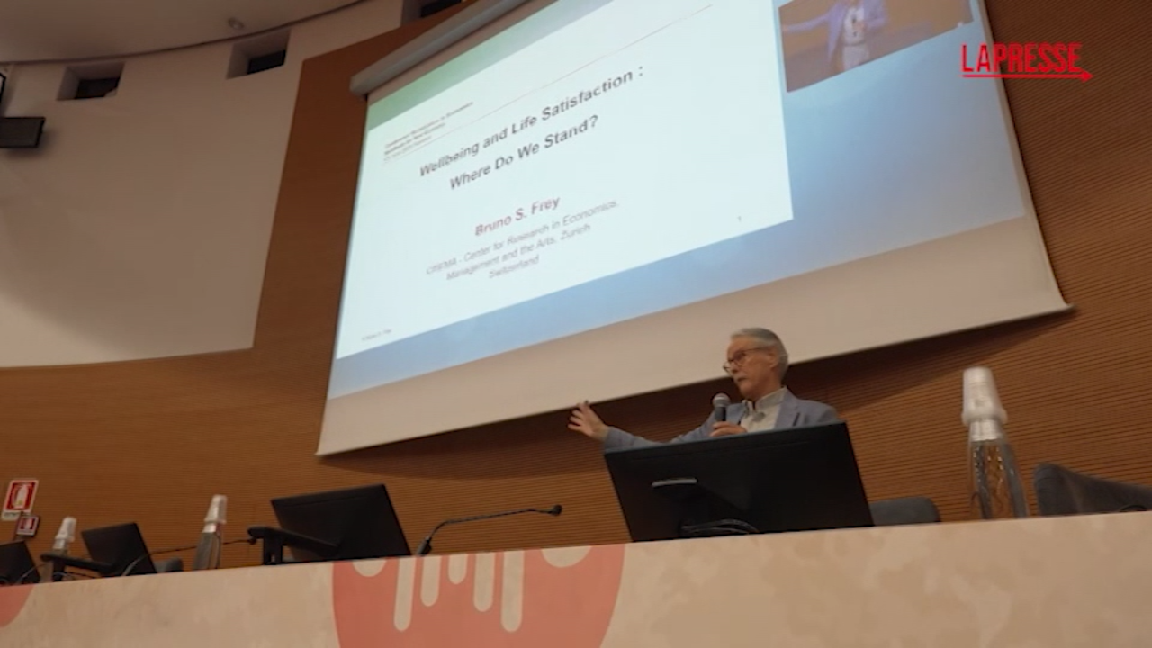 rinascimento dell economia frey la democrazia sta colando a picco e abbiamo il dovere di fare qualcosa