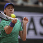 Roland Garros 2025, Sinner batte Djokovic e vola in finale