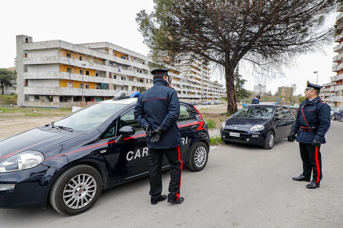 napoli investe la ex e le amiche con lo scooter arrestato 20enne
