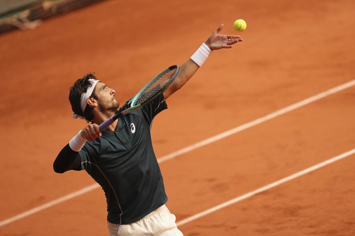 Roland Garros 2025, Musetti in campo con Alcaraz in storica semifinale Roland Garros 2025, Musetti in campo con Alcaraz in storica semifinale