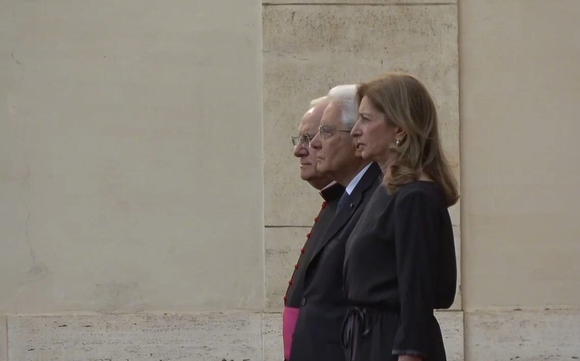 Mattarella incontra Papa Leone XIV in Vaticano Mattarella incontra Papa Leone XIV in Vaticano