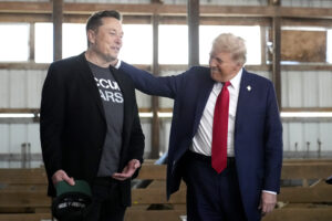 Elon Musk e Donald Trump a un evento elettorale nell'ottobre 2024