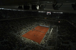 Una partita di tennis al Roland Garros 2025