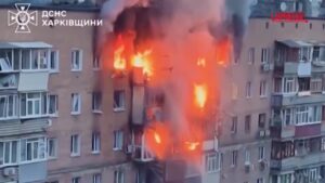 Ucraina, attacco russo a Kharkiv: le immagini dei soccorsi