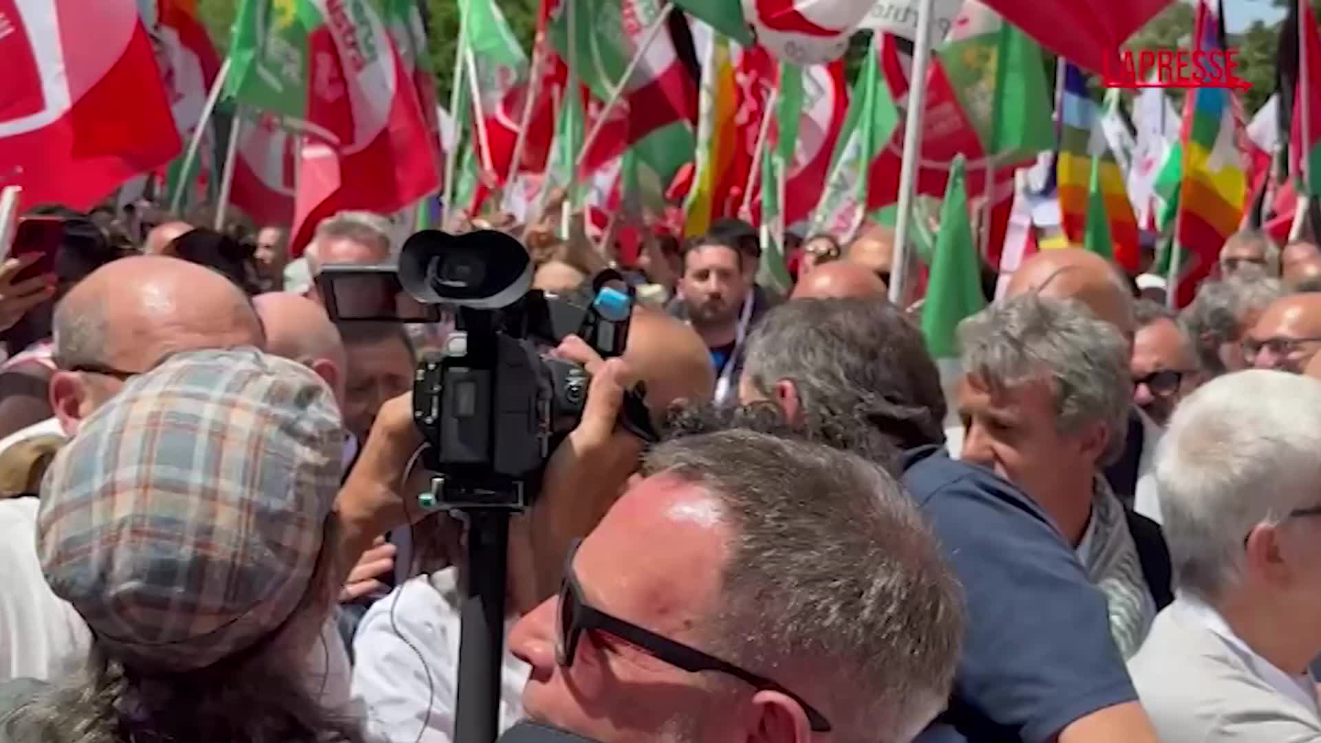 Roma, alla manifestazione per Gaza anche Leoluca Orlando e Boccia Roma, alla manifestazione per Gaza anche Leoluca Orlando e Boccia