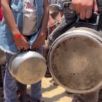 Gaza, in coda per ore per ricevere il cibo distribuito nel secondo giorno dell’Eid al-Adha