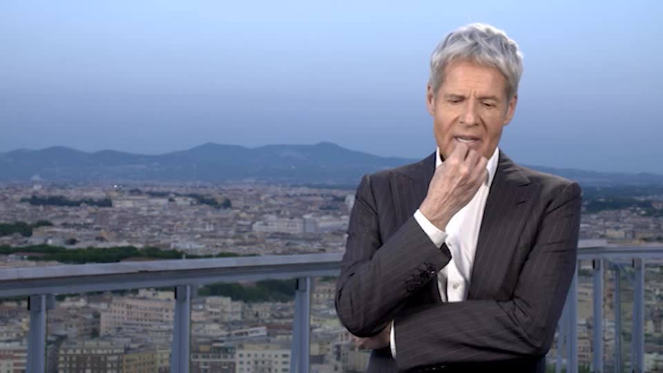 Claudio Baglioni: “Avevo pensato di chiamare l’album ‘Il bar della città’ ma poi venne fuori ‘La vita è adesso Claudio Baglioni: “Avevo pensato di chiamare l’album ‘Il bar della città’ ma poi venne fuori ‘La vita è adesso