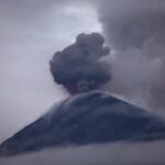 Guatemala, erutta il Vulcano di Fuoco: evacuati i residenti