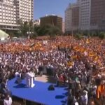 Spagna, migliaia in piazza a Madrid per chiedere le dimissioni di Sanchez