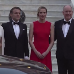 Monaco, Emmanuel e Brigitte Macron accolti dal principe Alberto II e dalla principessa Charlene