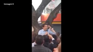 Colombia, spari contro candidato a presidenziali Uribe: il momento dell’attentato