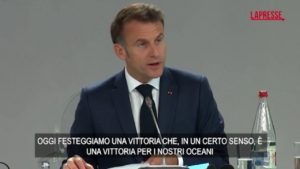 Macron apre conferenza Onu su oceani a Nizza: “Essere qui è vittoria ma vittoria fragile”